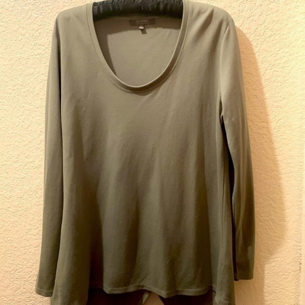 Lisa Rinna Collection medium top